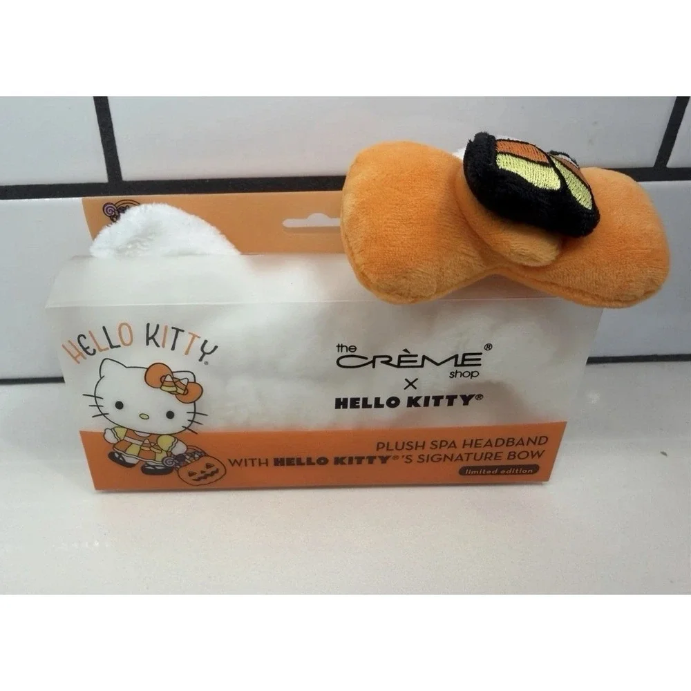 Hello Kitty X Creme Shop Limited Edition Halloween Plush Spa Headband White NEW